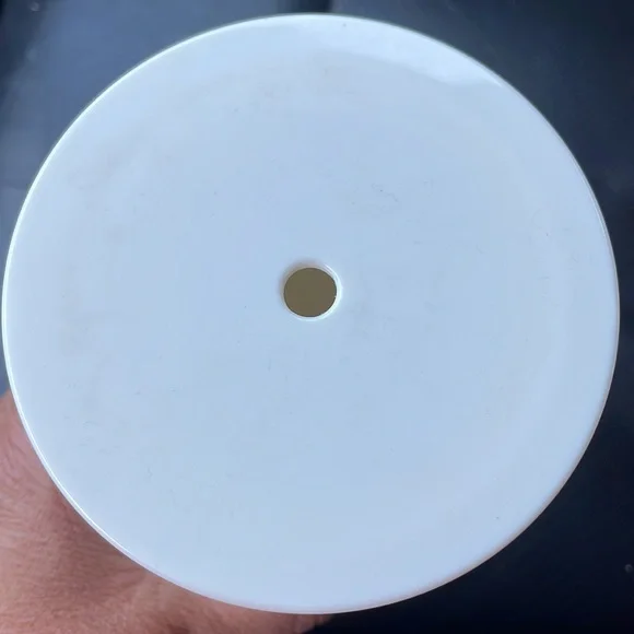 Kate Spade Miss to Mrs Bride cup - Picture 3 of 6